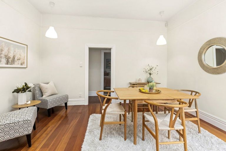 Photo of property in 9 Torquay Terrace, Newtown, Wellington, 6021