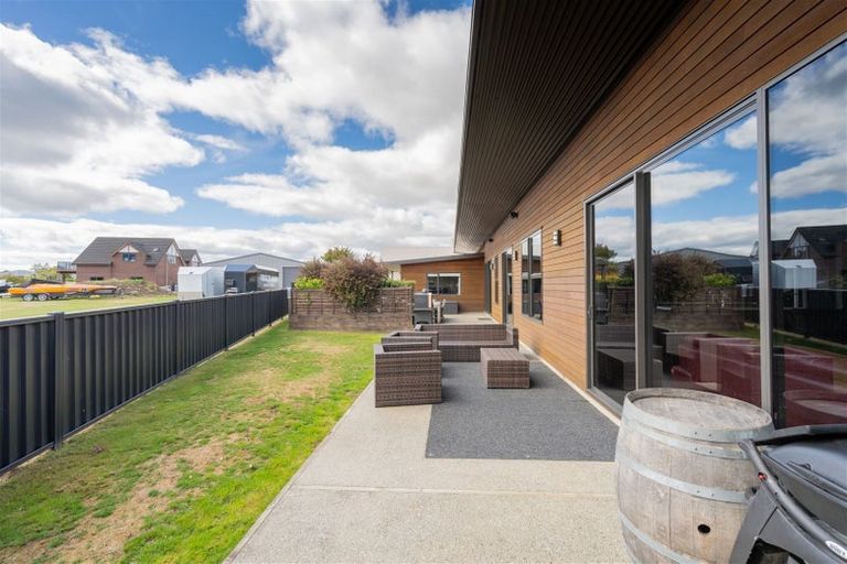 Photo of property in 21 Pop Andrew Drive, Te Anau, 9600