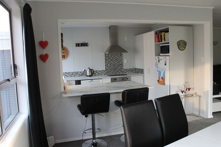 Photo of property in 3/700 Duke Street, Mahora, Hastings, 4120