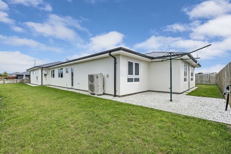 Photo of property in 19a Lewis Crescent, Rolleston, 7614