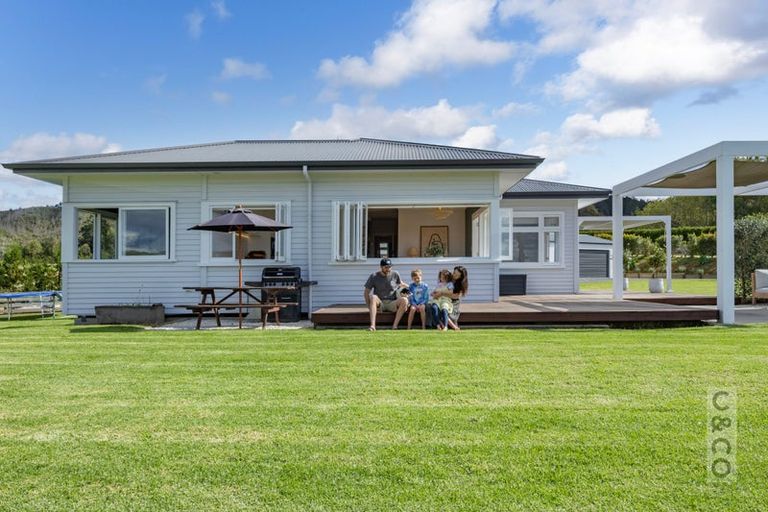 Photo of property in 79 Mount Albion Rise, Taupaki, Henderson, 0782