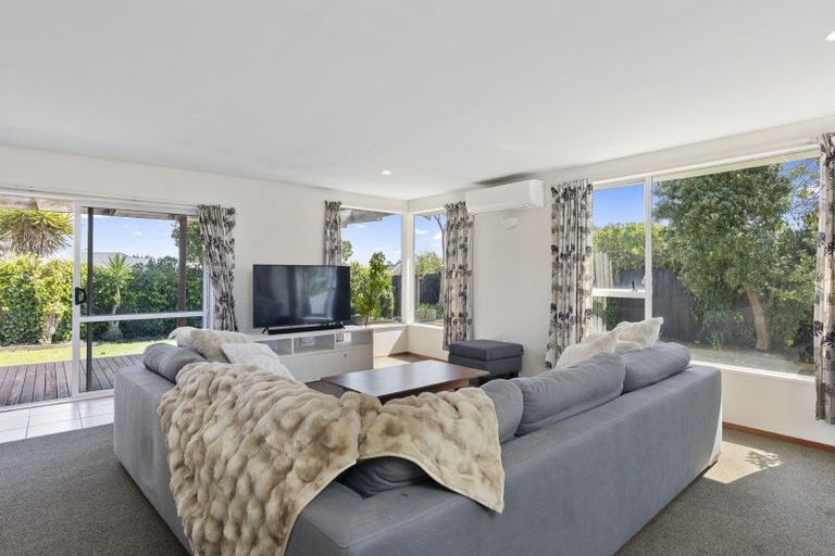 Photo of property in 464 Marine Parade, South New Brighton, Christchurch, 8062
