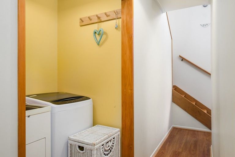 Photo of property in 5 Douglas Street, Okitu, Gisborne, 4010