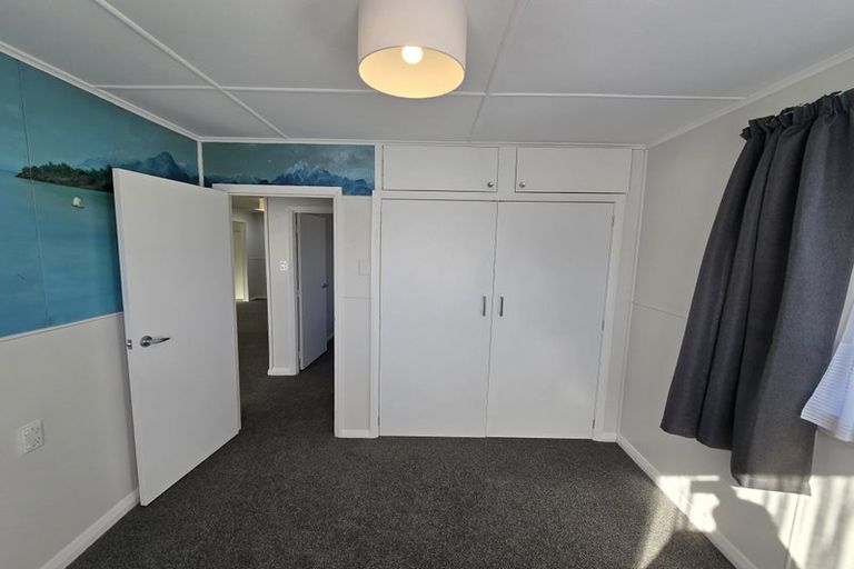 Photo of property in 16 Chaffey Street, Foxton Beach, Foxton, 4815