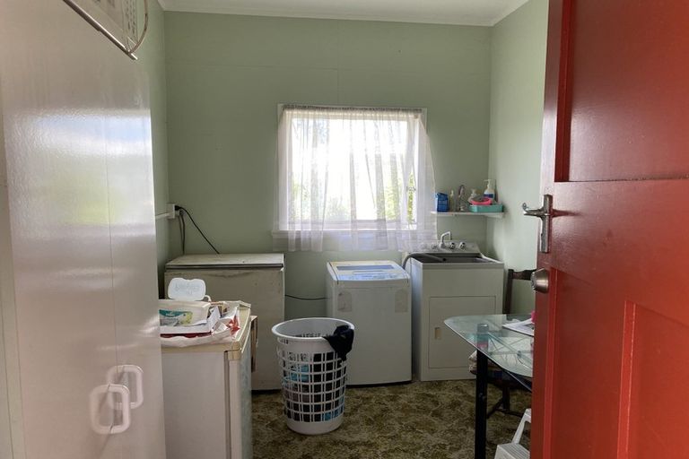 Photo of property in 16 Gloag Street, Waverley, 4510
