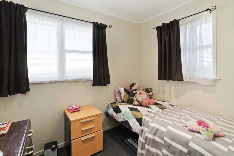 Photo of property in 5 Fenruss Street, Fairy Springs, Rotorua, 3015