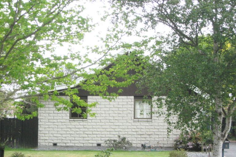 Photo of property in 5 Te One Place, Redwood, Christchurch, 8051