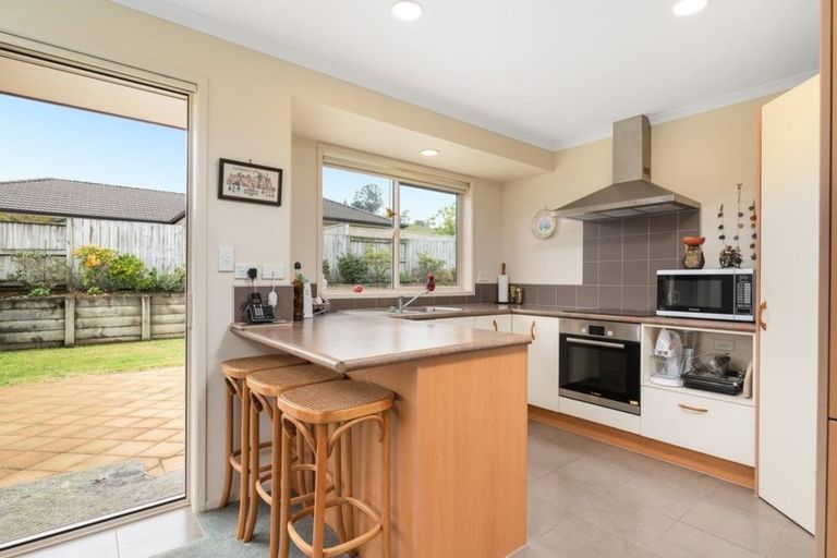Photo of property in 11 Petrel Place, Welcome Bay, Tauranga, 3112