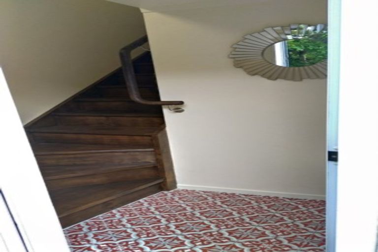 Photo of property in 22 Kuripaka Crescent, The Gardens, Auckland, 2105