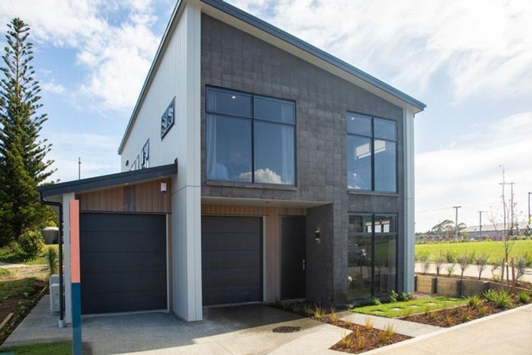 Photo of property in 230 Park Estate Road, Rosehill, Papakura, 2113