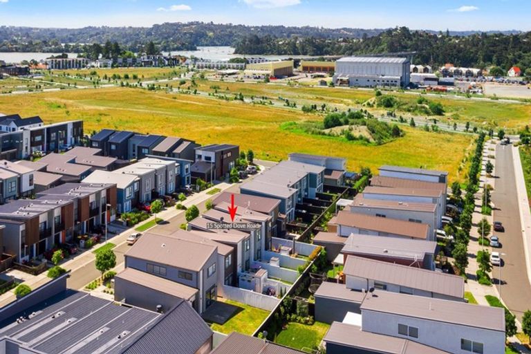 Photo of property in 15 Spotted Dove Road, Hobsonville, Auckland, 0616