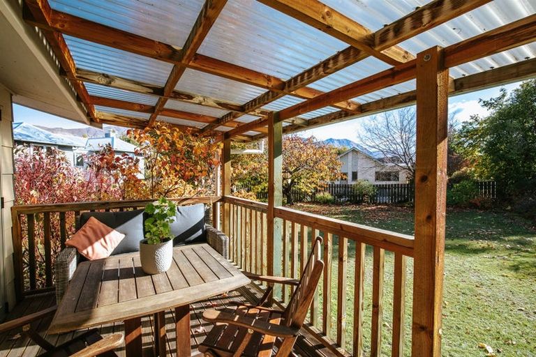Photo of property in 1 Hunter Crescent, Wanaka, 9305