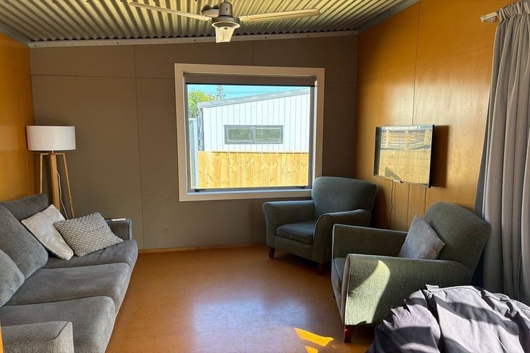 Photo of property in 22 Babbacombe Avenue, Otaki Beach, Otaki, 5512