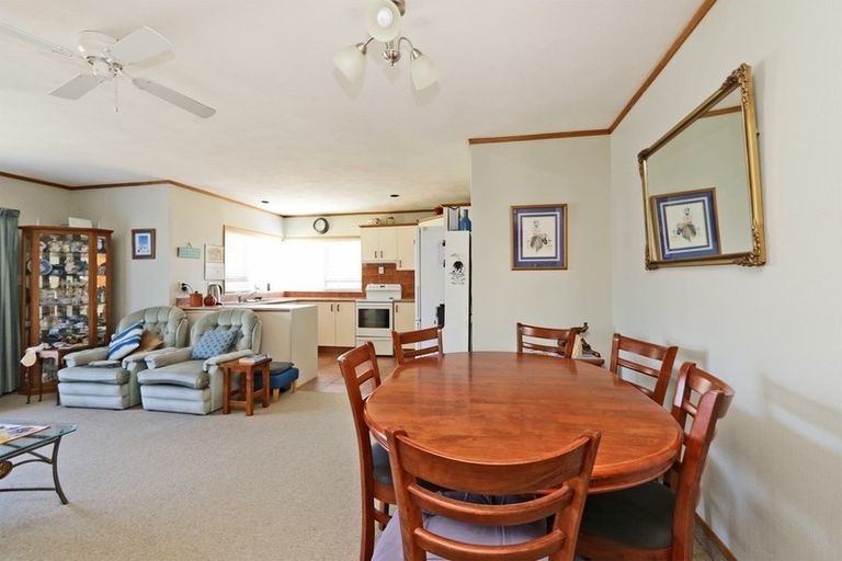 Photo of property in 49a Church Road, Taradale, Napier, 4112