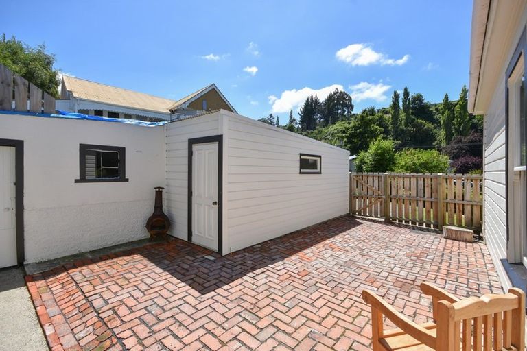 Photo of property in 124 Glen Road, The Glen, Dunedin, 9011