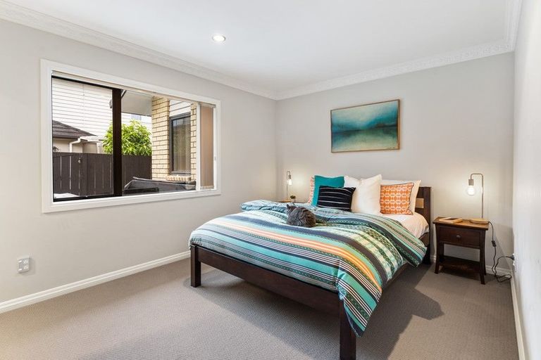 Photo of property in 12 Beatrice Place, Flat Bush, Auckland, 2016