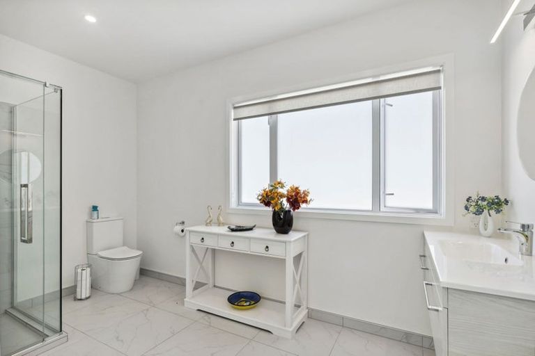 Photo of property in 120 Patons Rock Road, Patons Rock, Takaka, 7182