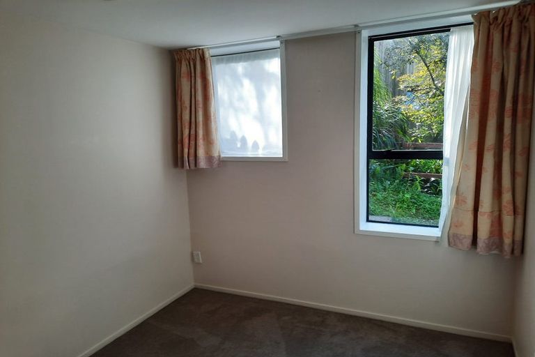 Photo of property in 23 Pluto Place, Beach Haven, Auckland, 0626