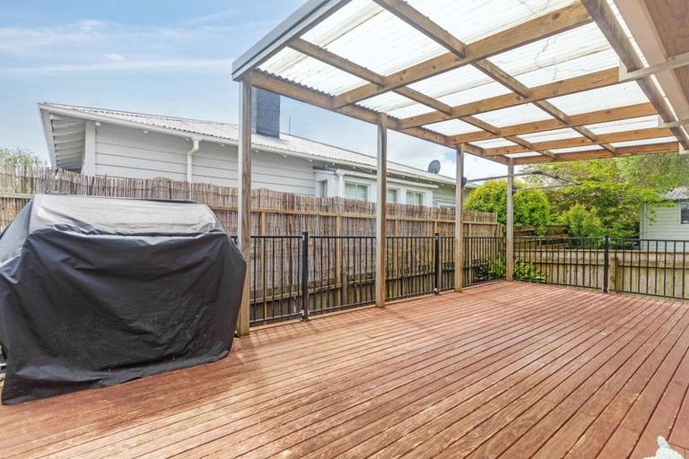 Photo of property in 16b Campbell Street, Waiuku, 2123