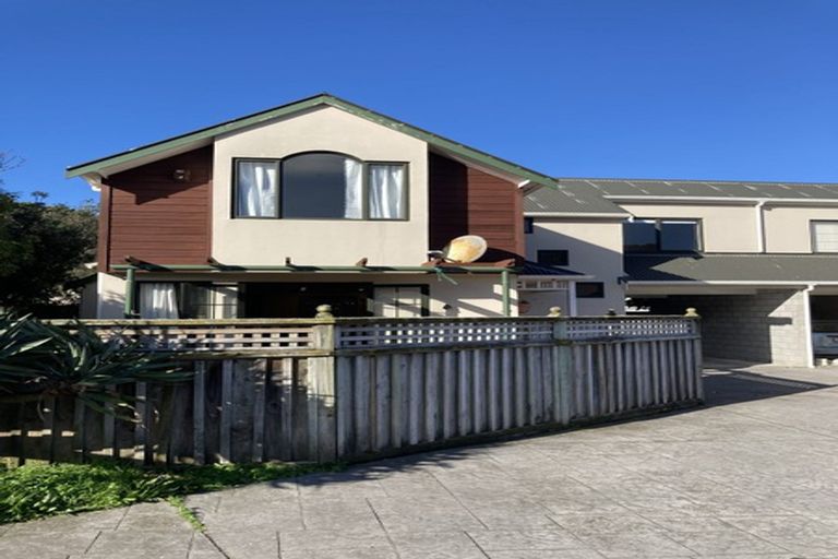 Photo of property in 227 The Parade, Island Bay, Wellington, 6023