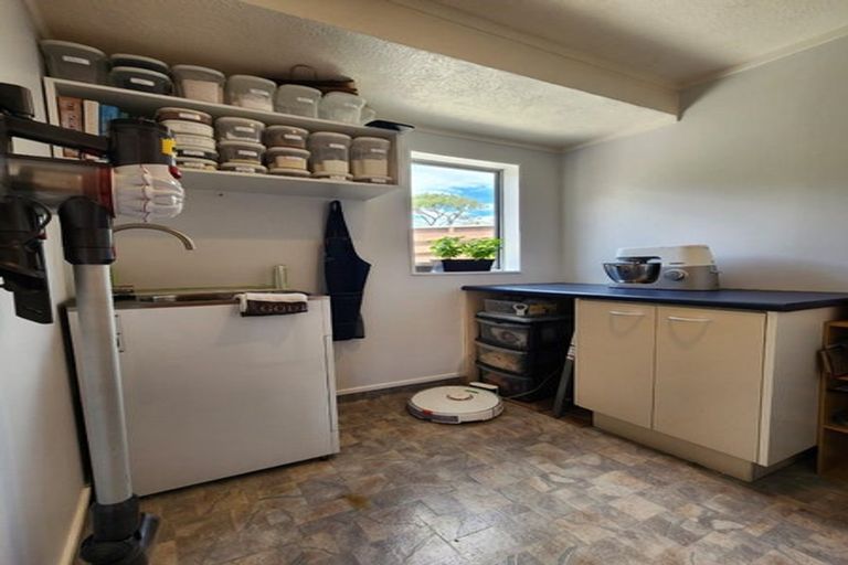 Photo of property in 2 Thimble Lane, Whitby, Porirua, 5024