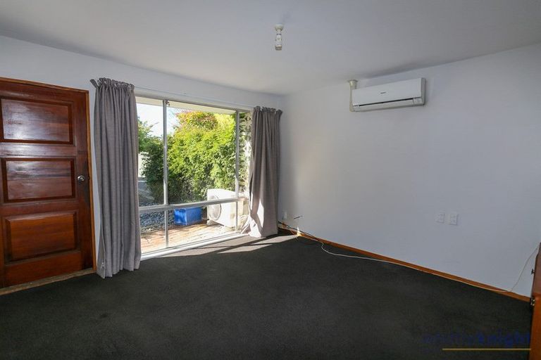Photo of property in 1/151a Yaldhurst Road, Sockburn, Christchurch, 8042