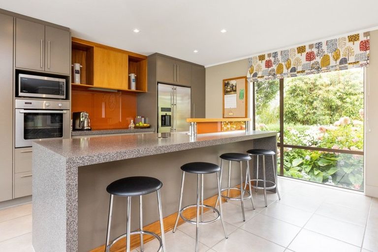 Photo of property in 84 Kopanga Road, Havelock North, 4130