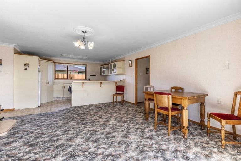 Photo of property in 105 Edinburgh Crescent, Waikiwi, Invercargill, 9810