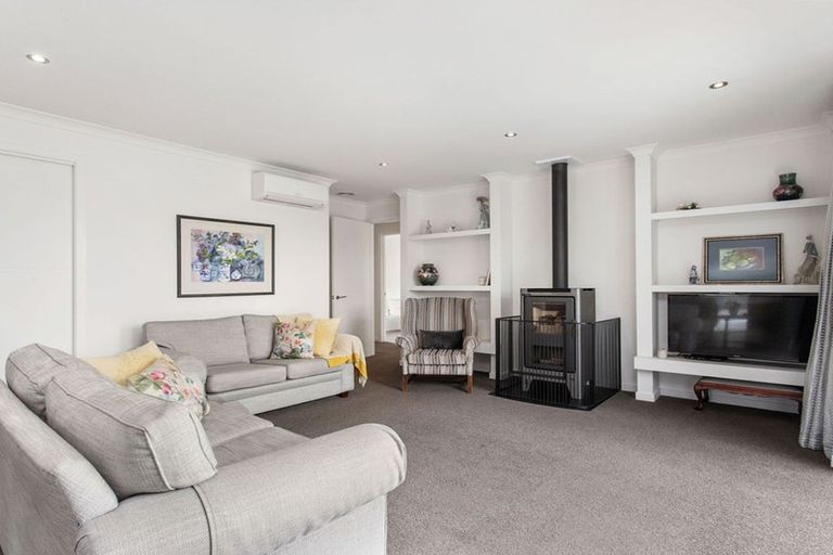 Photo of property in 1 Kruger Road, Halswell, Christchurch, 8025