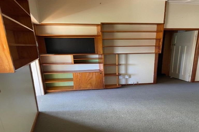 Photo of property in 84 Island Bay Road, Beach Haven, Auckland, 0626