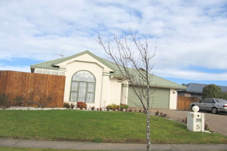 Photo of property in 5 Ben Lomond Place, Nawton, Hamilton, 3200