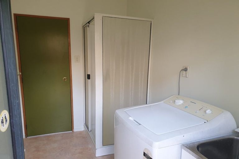 Photo of property in 38 Banyan Drive, Totara Heights, Auckland, 2105