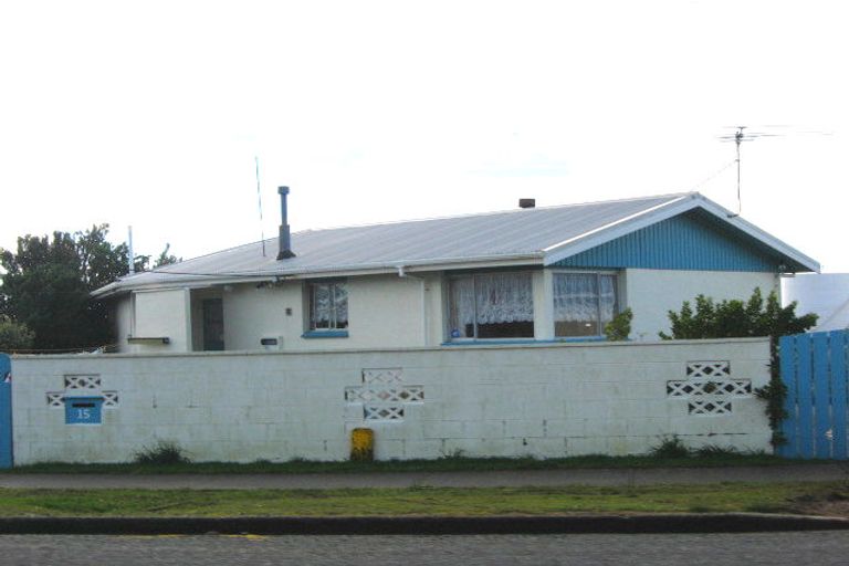 Photo of property in 15 Foyle Street, Bluff, 9814
