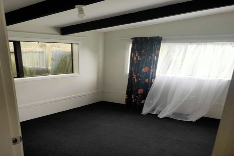 Photo of property in 83 Norfolk Crescent, Otaki Beach, Otaki, 5512