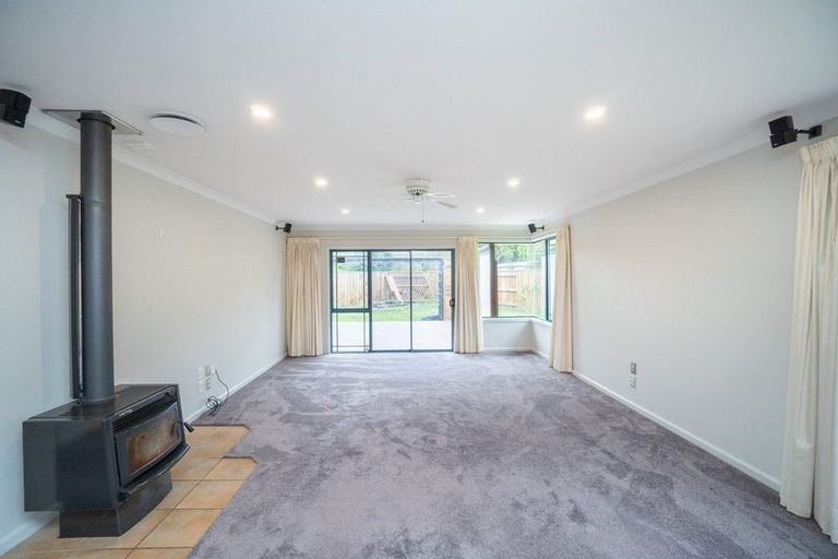 Photo of property in 64 Royal Oak Drive, Kelvin Grove, Palmerston North, 4414