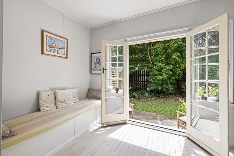 Photo of property in 1 Barclays Road, Little River, 7591