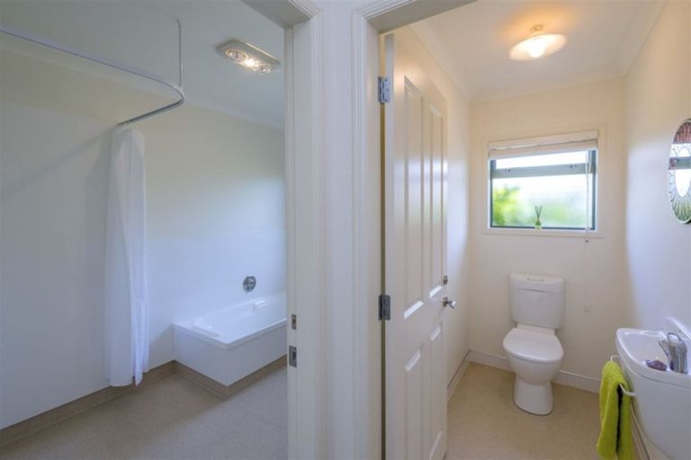 Photo of property in 10 Ngaio Street, Levin, 5510