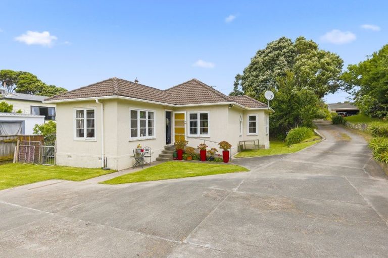 Photo of property in 13 Rua Road, Paraparaumu Beach, Paraparaumu, 5032