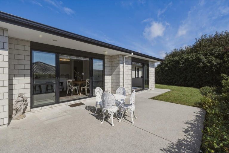 Photo of property in 5 Bryan Gallagher Place, Welcome Bay, Tauranga, 3175