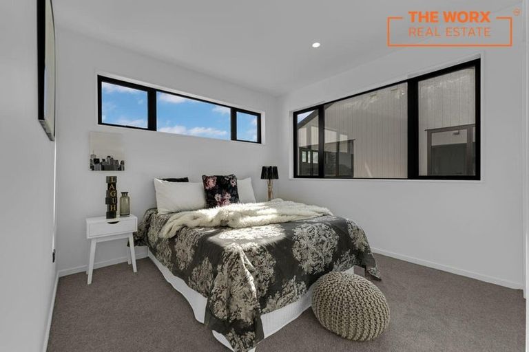 Photo of property in 92a Rangitoto Road, Papatoetoe, Auckland, 2025