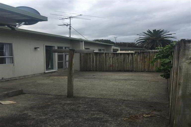 Photo of property in 20 Gifford Road, Papatoetoe, Auckland, 2025