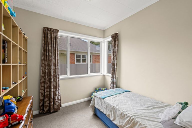 Photo of property in 11 Pannell Avenue, Wainoni, Christchurch, 8061