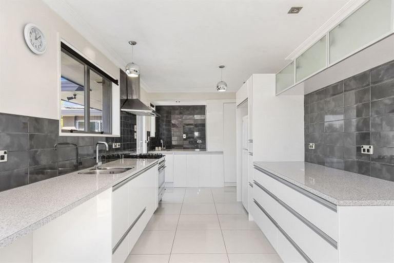 Photo of property in 4 Brookfield Terrace, Brookfield, Tauranga, 3110