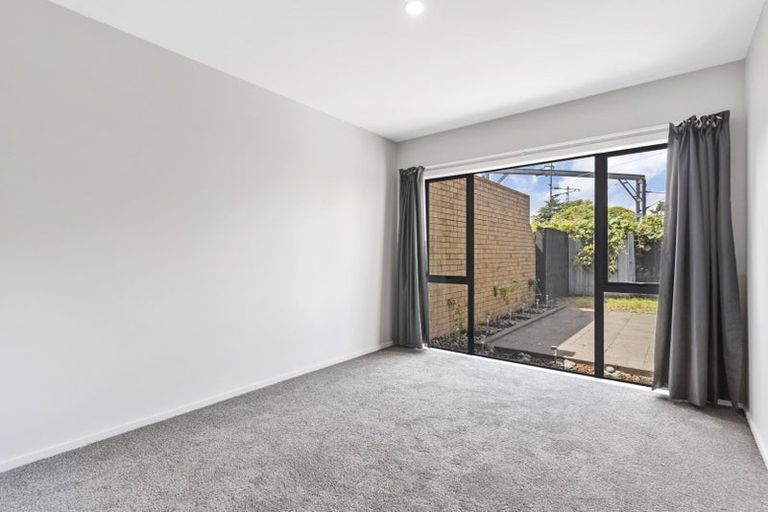 Photo of property in 13/202 Massey Road, Mangere East, Auckland, 2024