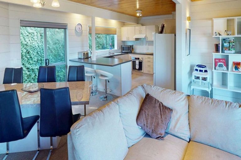 Photo of property in 199a Kawaha Point Road, Kawaha Point, Rotorua, 3010