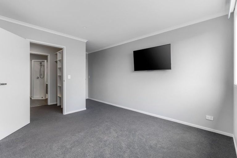 Photo of property in 21 Seafarer Crescent, Stanmore Bay, Whangaparaoa, 0932