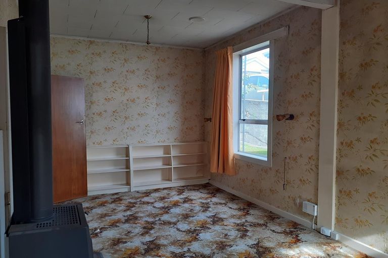 Photo of property in 6 Sutter Street, Seaview, Timaru, 7910