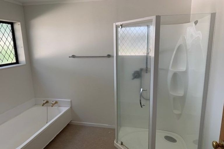 Photo of property in 24 Hamblyn Crescent, Nawton, Hamilton, 3200