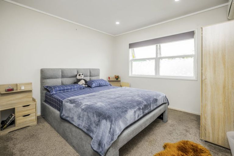Photo of property in 1/55 Ennis Avenue, Pakuranga Heights, Auckland, 2010