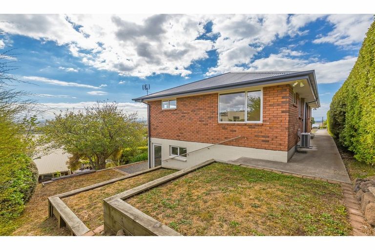 Photo of property in 44 Huntsbury Avenue, Huntsbury, Christchurch, 8022